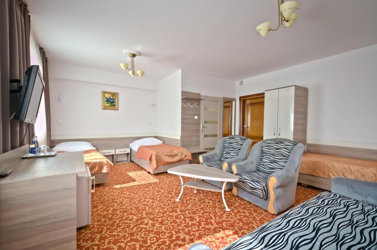Hotel Sezam Крачкова Экстерьер фото