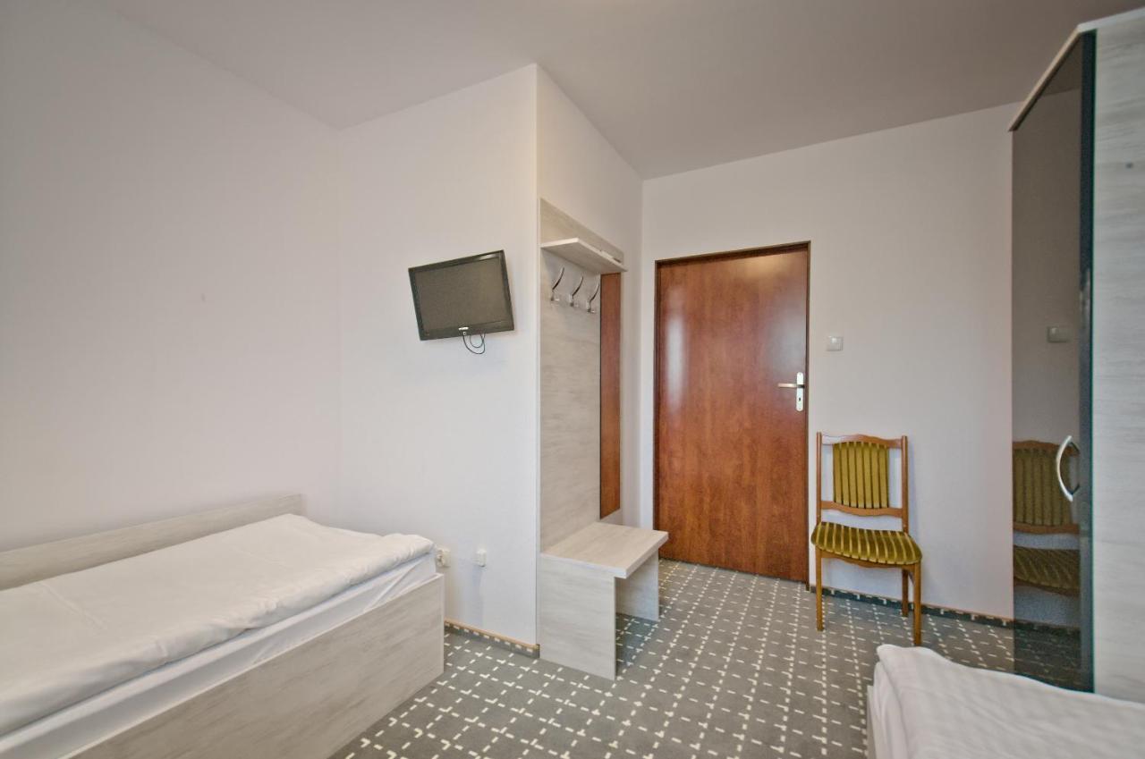 Hotel Sezam Крачкова Экстерьер фото