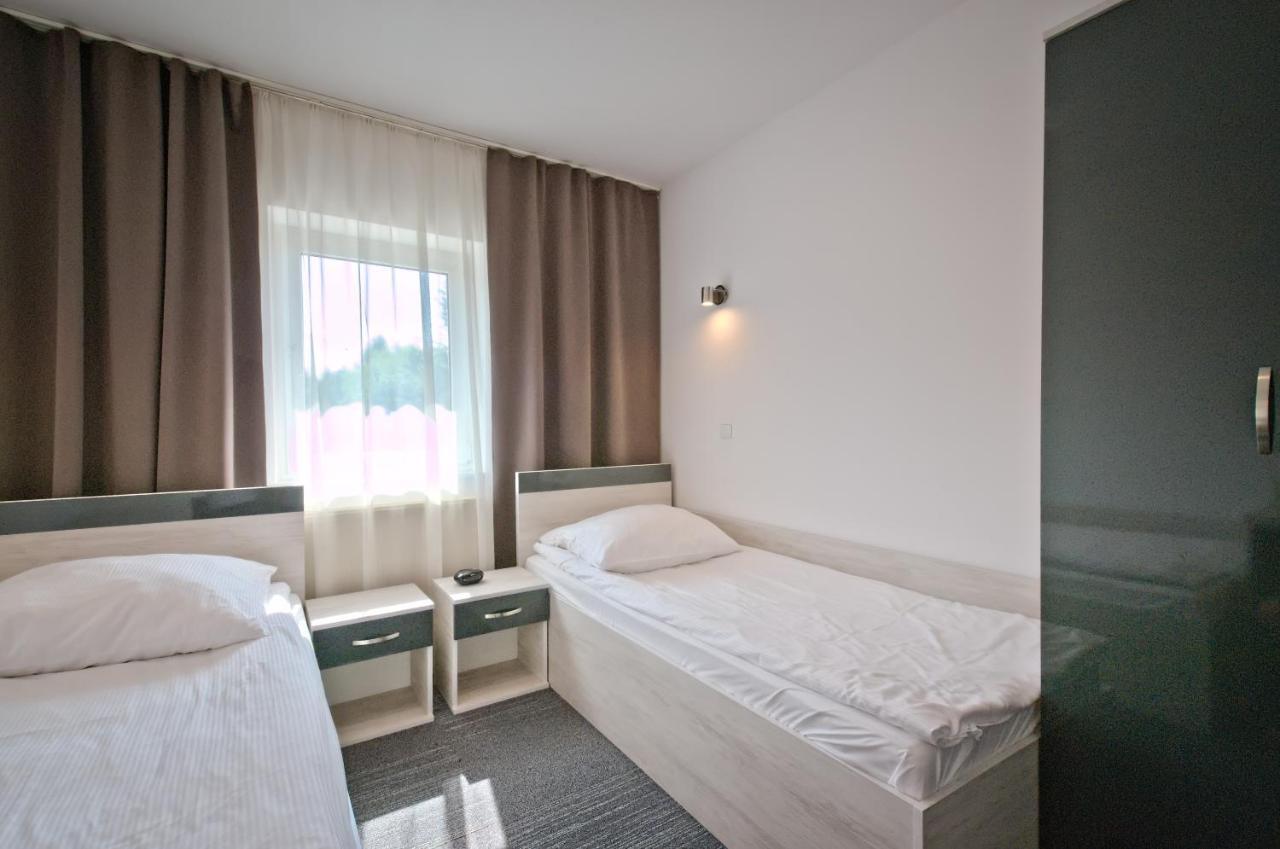 Hotel Sezam Крачкова Экстерьер фото