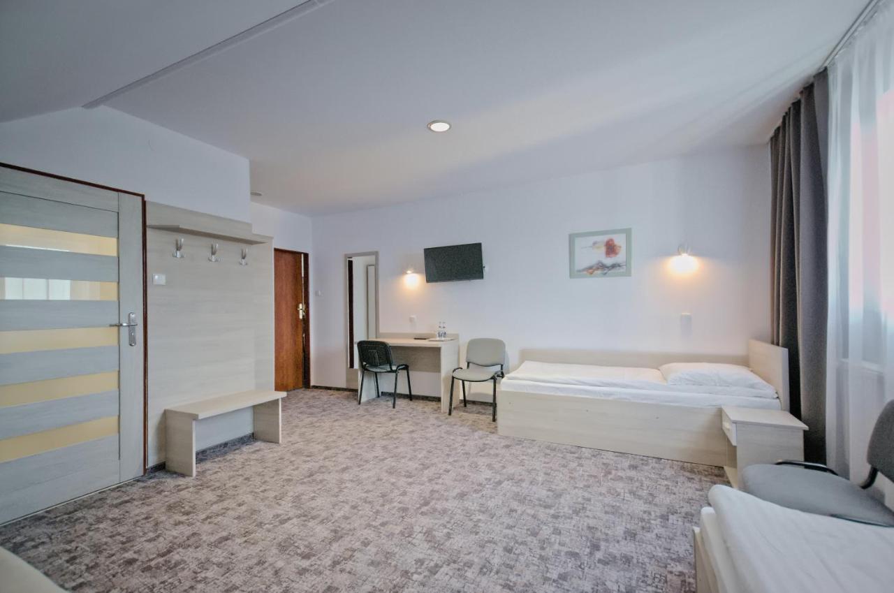 Hotel Sezam Крачкова Экстерьер фото