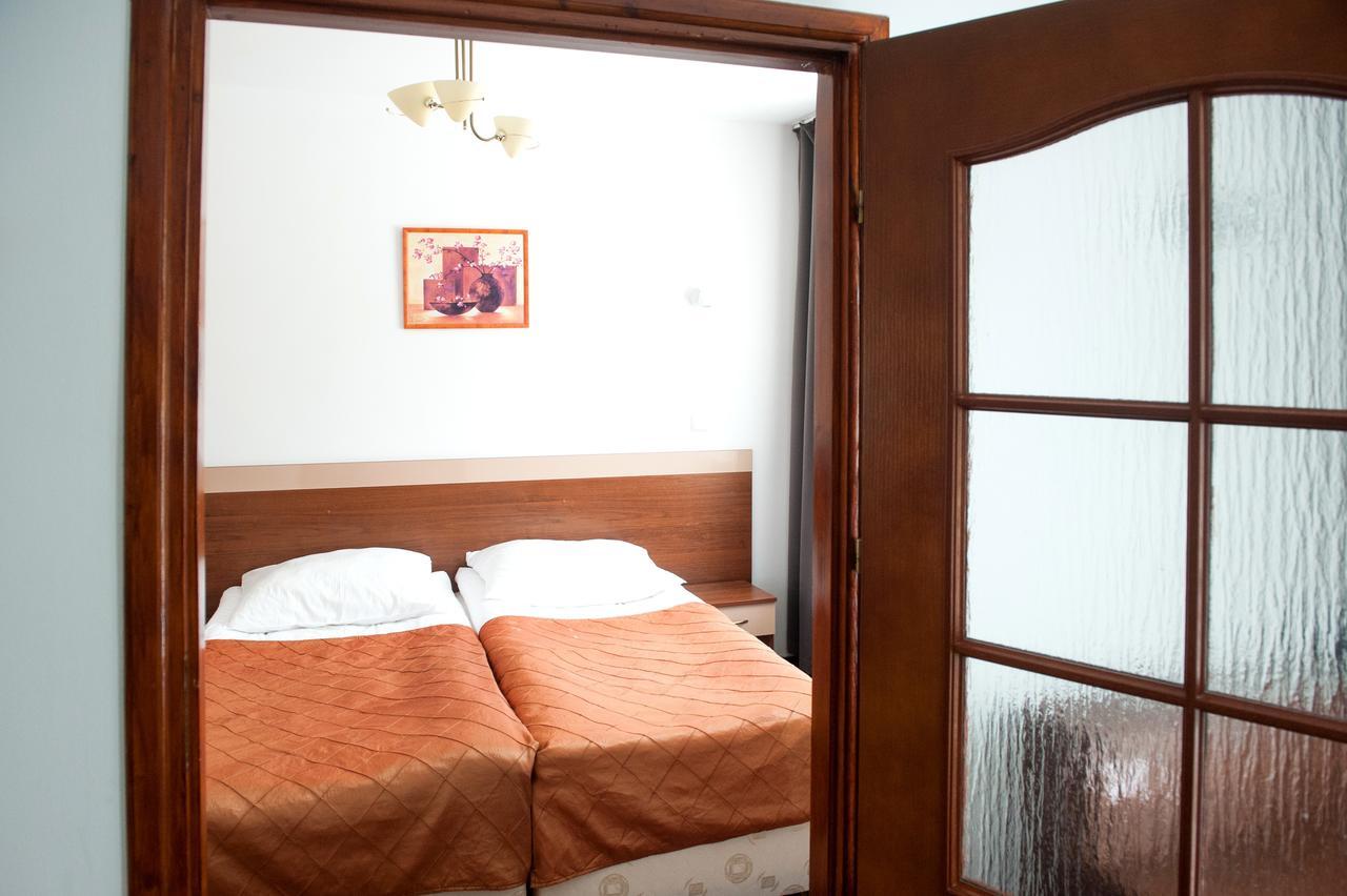 Hotel Sezam Крачкова Экстерьер фото