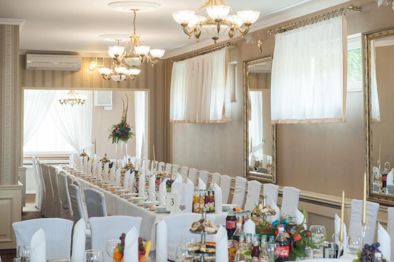Hotel Sezam Крачкова Экстерьер фото